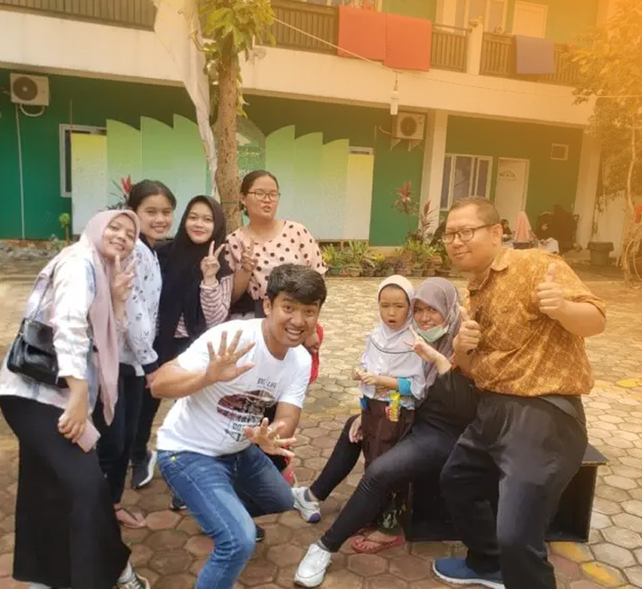 Image gallery marquee