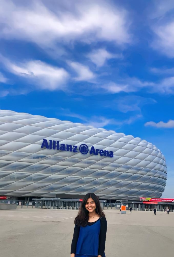 Image gallery marquee