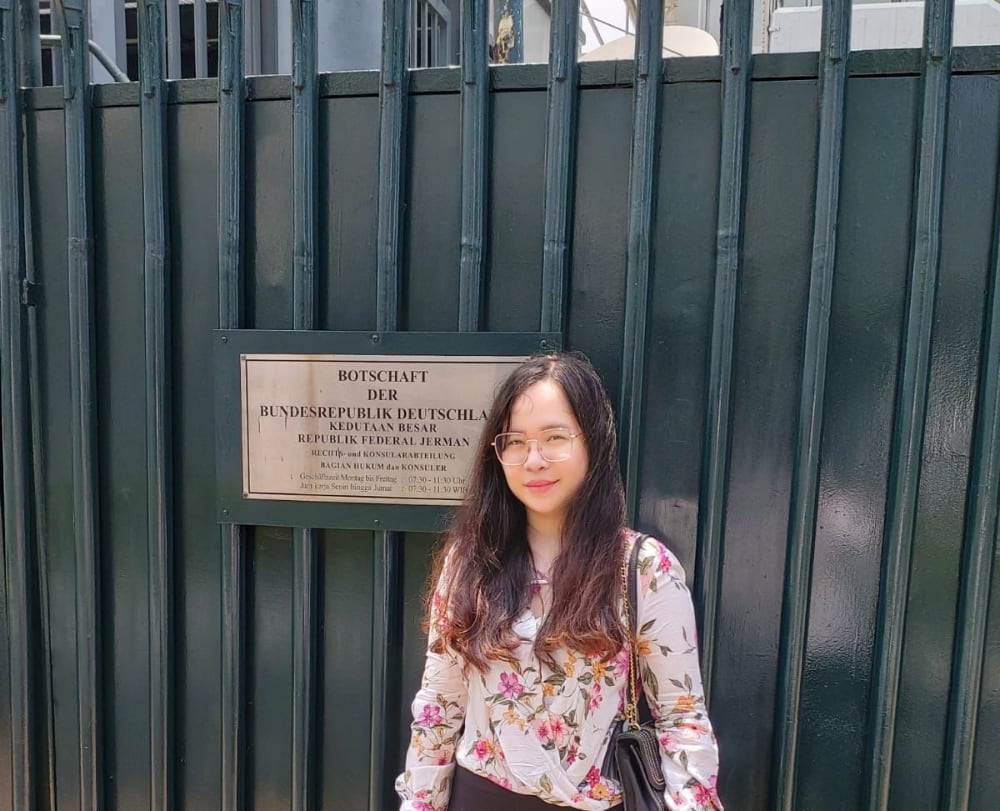 Image gallery marquee